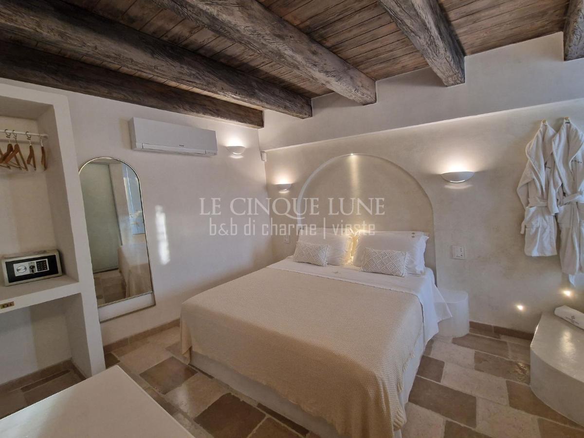 Deluxe Double Room Bath,1468441904:JPEG