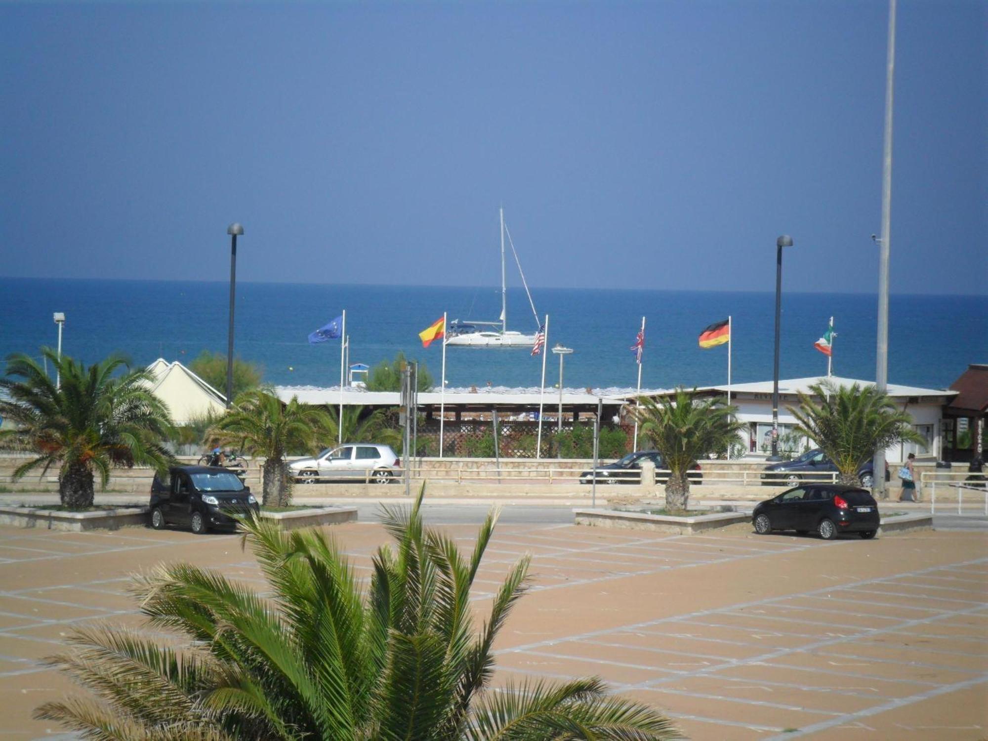 Two-Bedroom Deluxe Apartment Ocean View