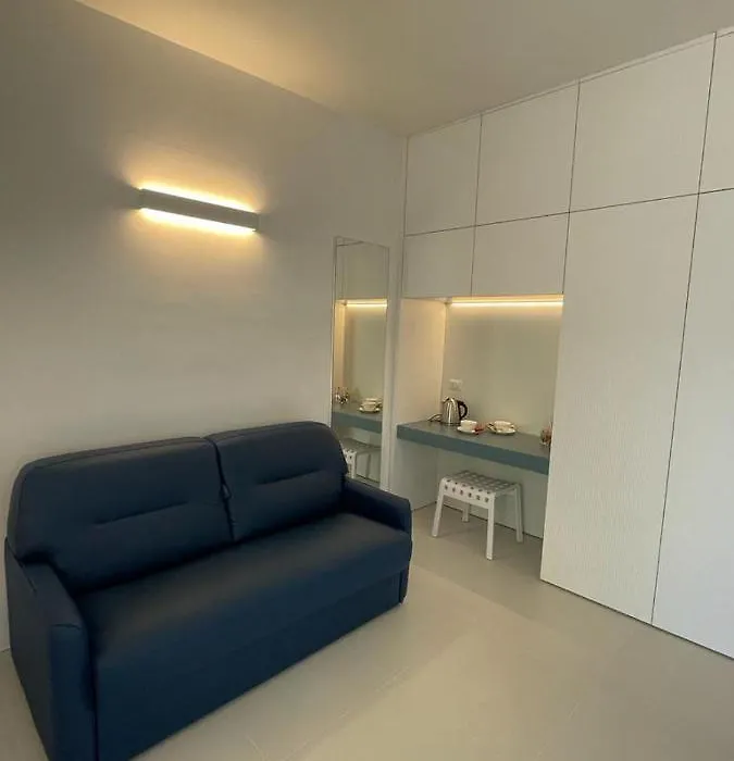 Sant'Elia Deluxe Rooms-1