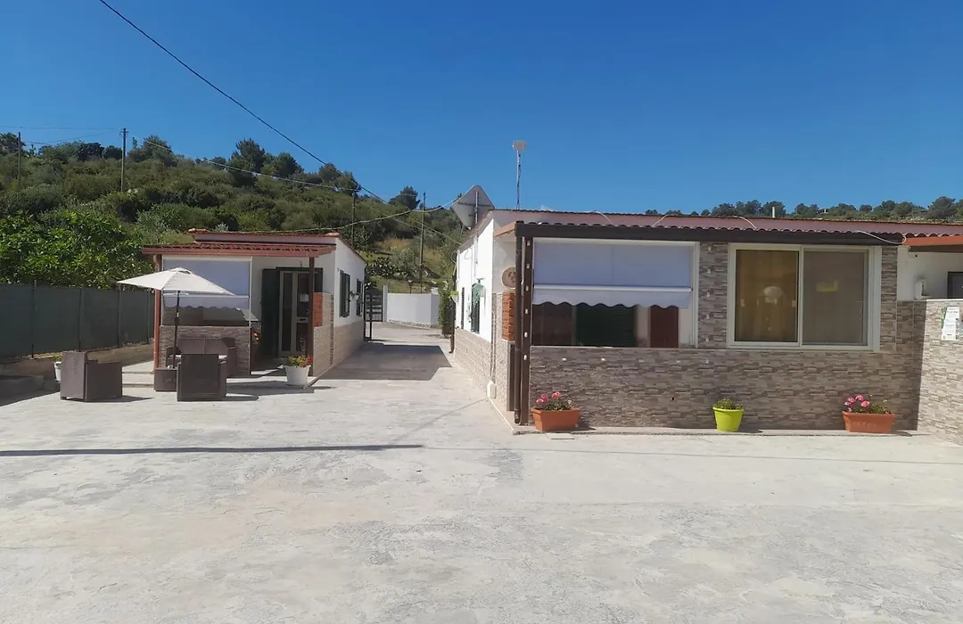 Villa Elvira-1