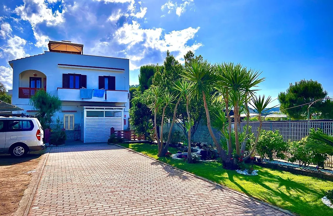 Villa Latino-1