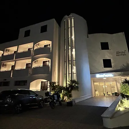 Bikini Hotel-3