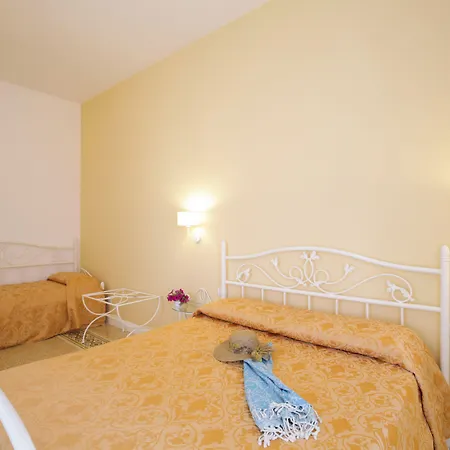 B&B Monsignore-2